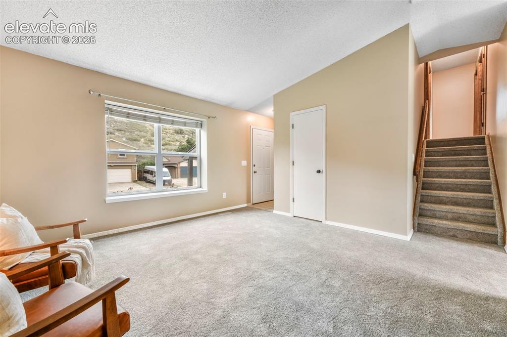 Image 9 of 50: Sitting Room