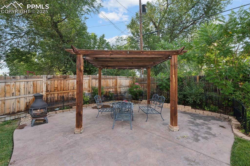 Image 3 of 26: Patio