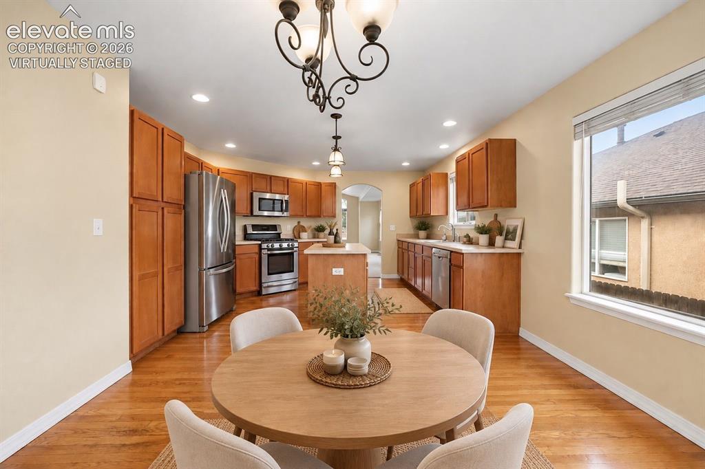 Image 8 of 47: Dining Area Virtually Staged