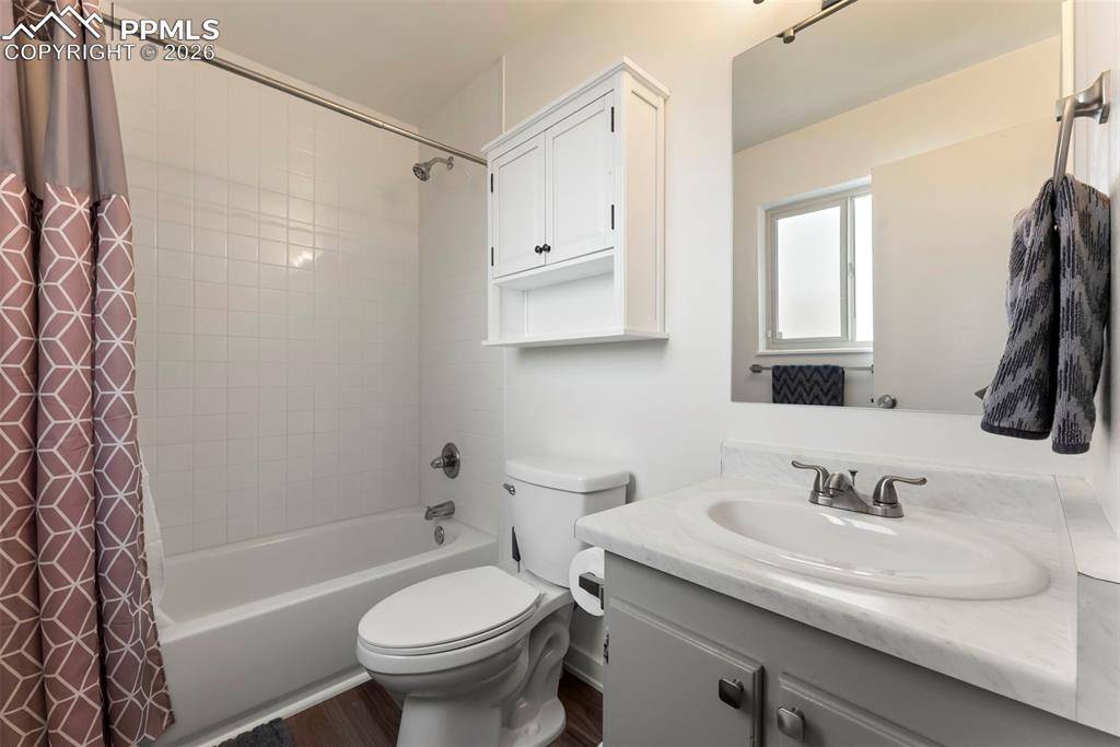 Image 20 of 37: Master Bathroom