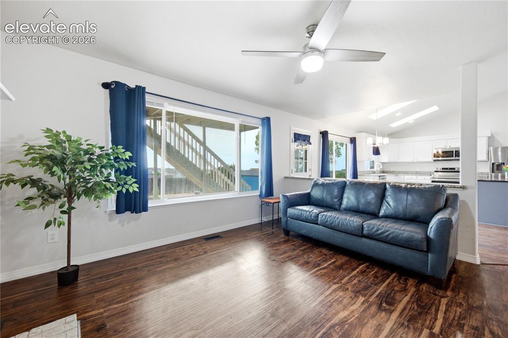 Image 16 of 49: Living Room