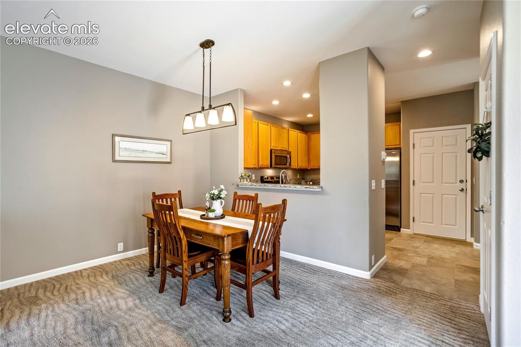 Image 9 of 47: Dining Area