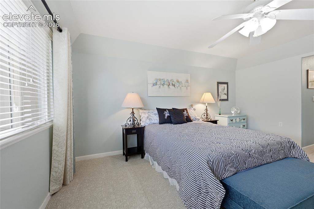 Image 14 of 29: Bedroom