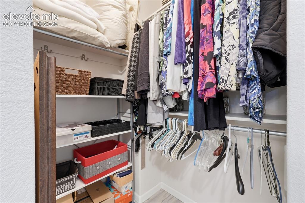 Image 16 of 29: Closet