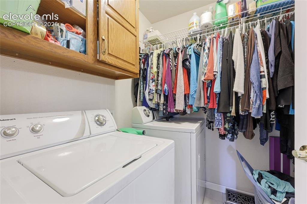 Image 21 of 29: Laundry