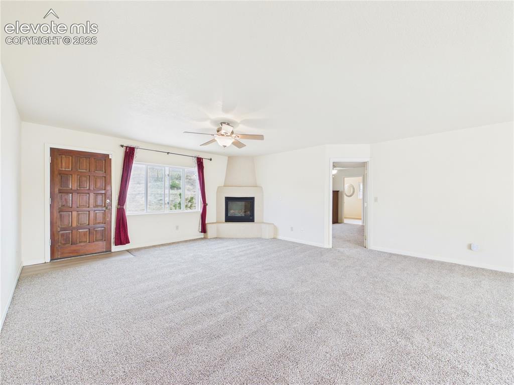 Image 7 of 41: Living Room