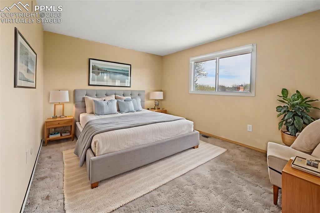 Image 20 of 45: Virtually Staged