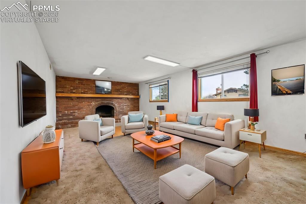 Image 31 of 45: Virtually Staged