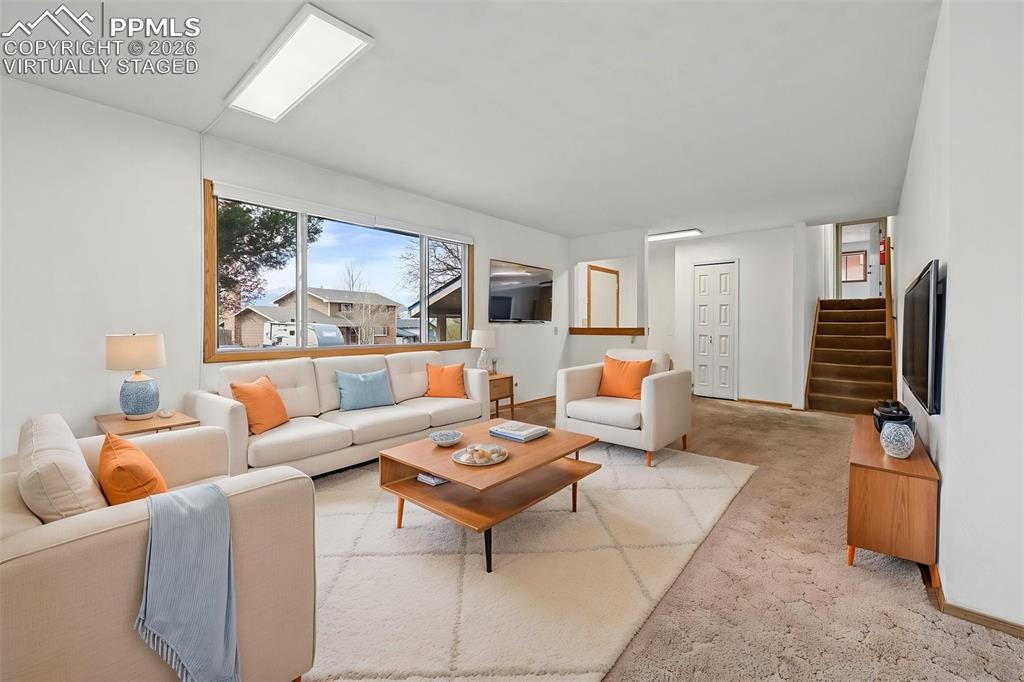 Image 4 of 45: Virtually Staged