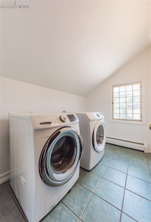 Image 28 of 50: Laundry