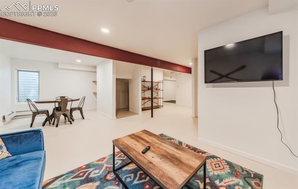 Image 37 of 50: Family Room