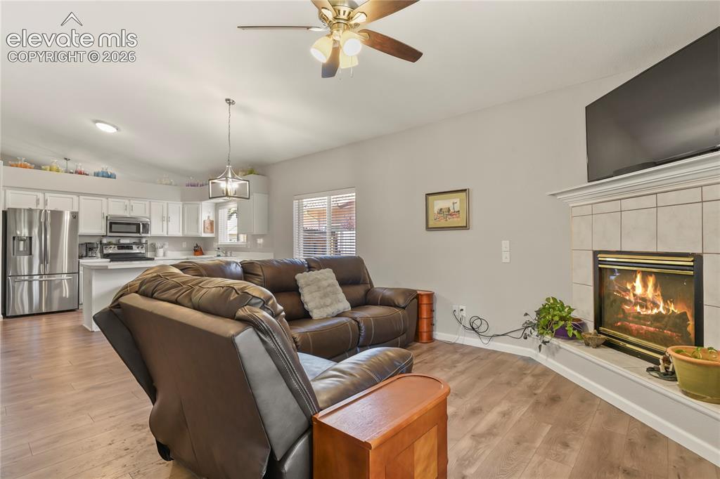 Image 17 of 34: Family Room