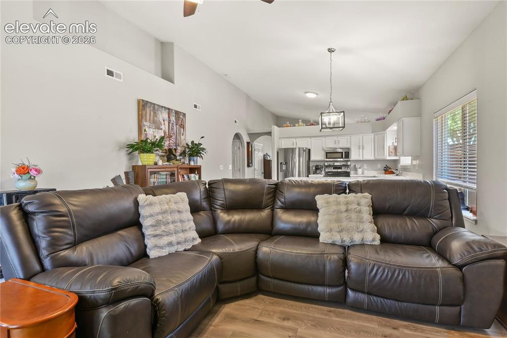 Image 18 of 34: Family Room