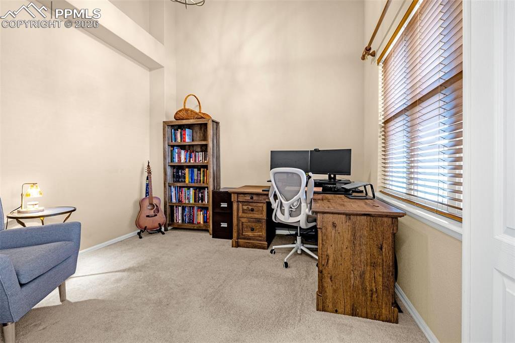 Image 10 of 48: Office