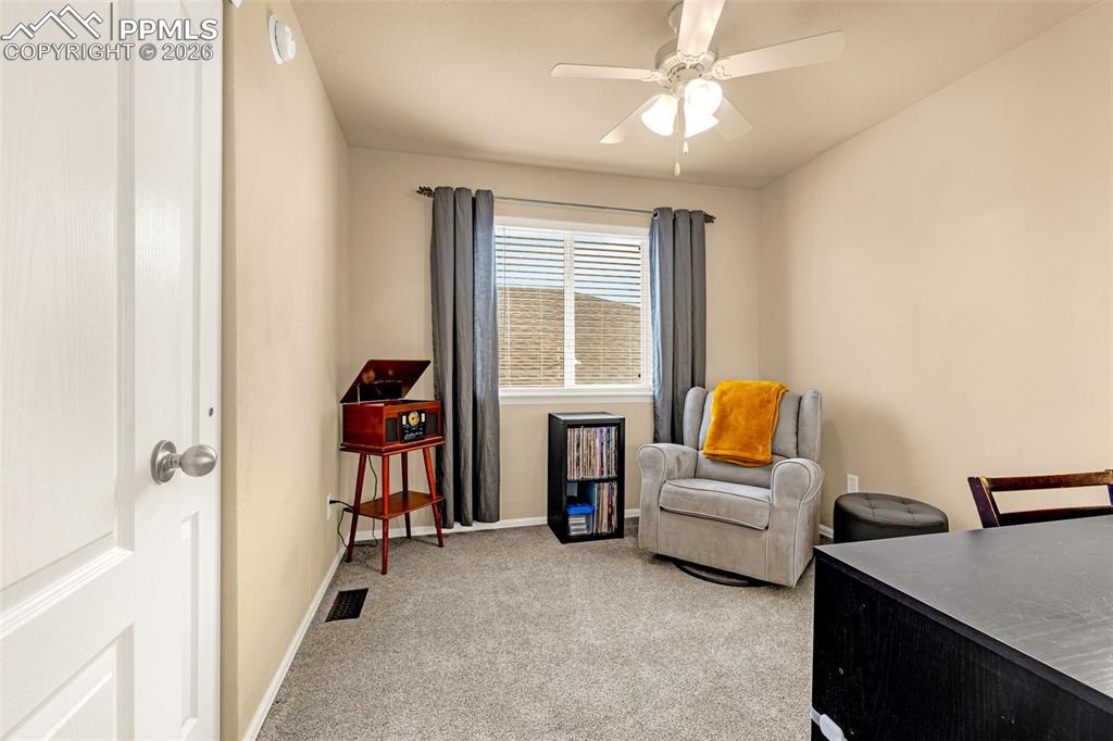 Image 29 of 48: Sitting Room