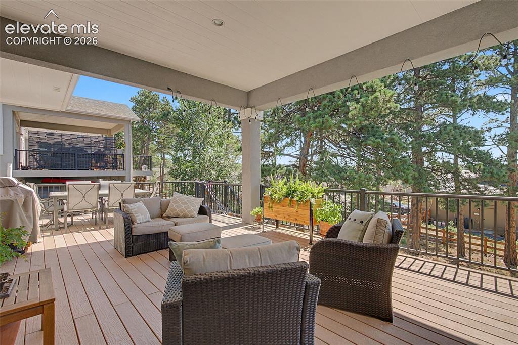 Image 15 of 41: Deck