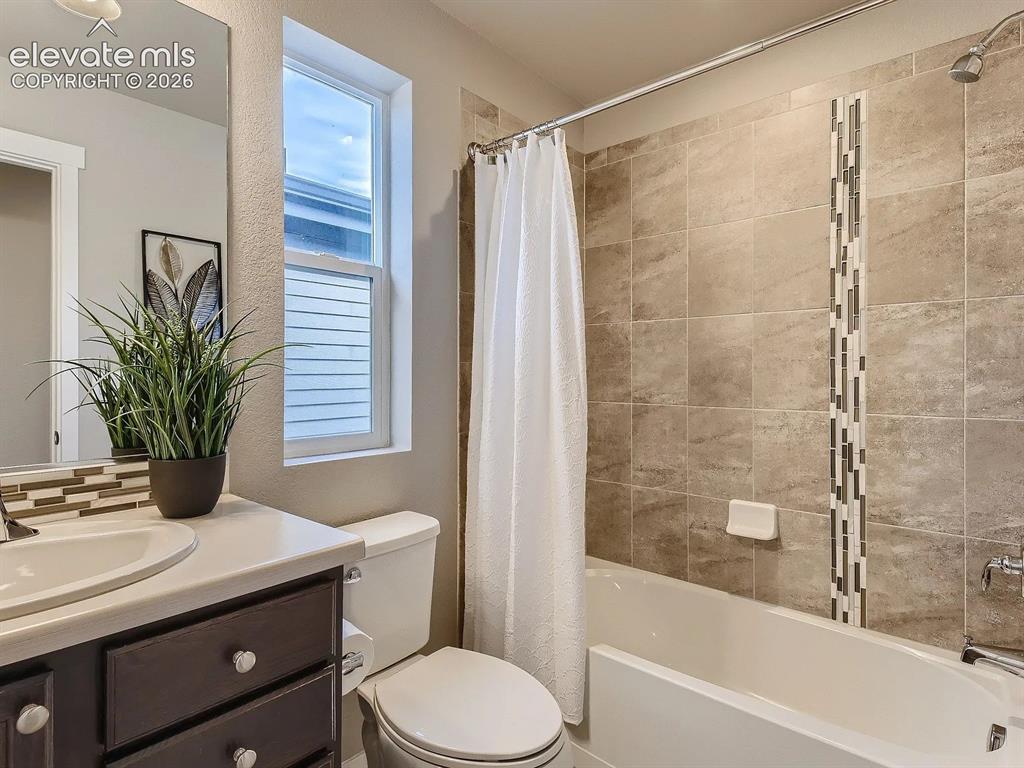Image 21 of 30: No Description Available
