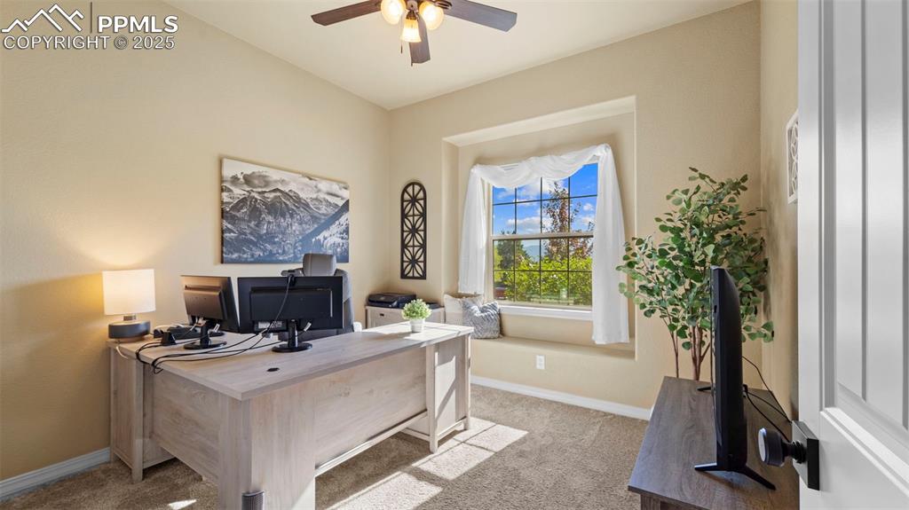 Image 11 of 48: Office with natural light so good you’ll actually want to answer emails.