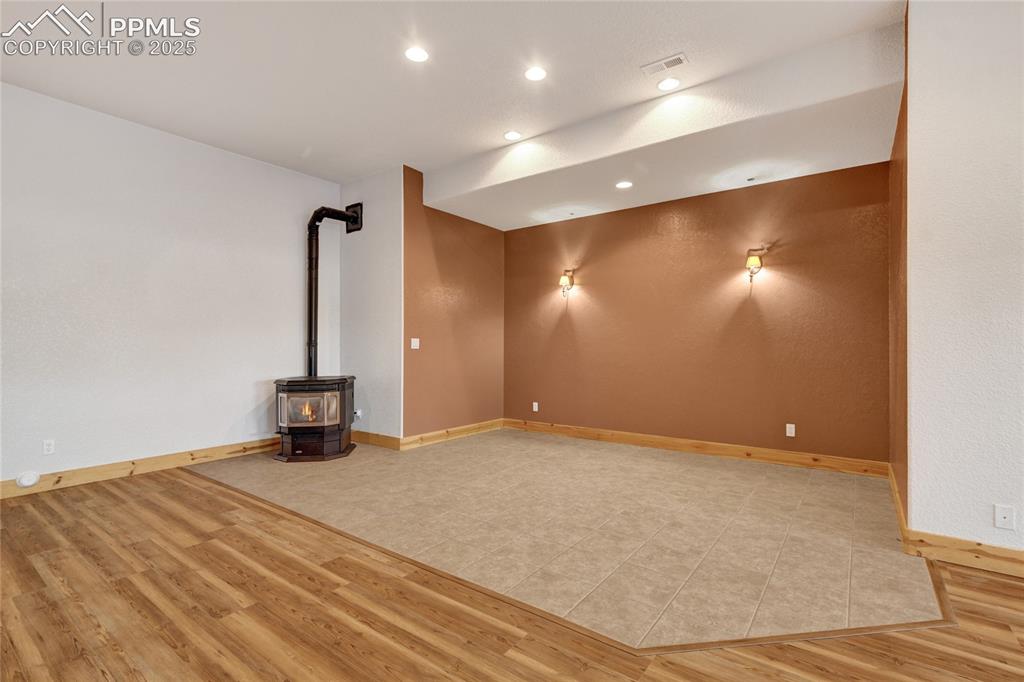 Image 32 of 40: Basement nook (Basement is wide open but this could be used for a gym area
