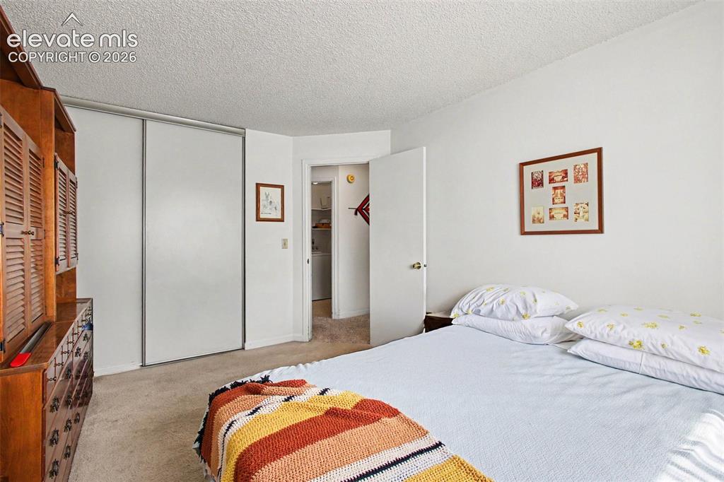 Image 12 of 20: Bedroom