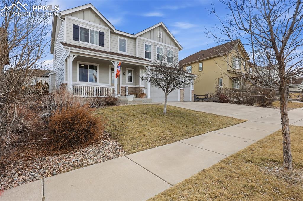 Image 3 of 47: Front of Structure