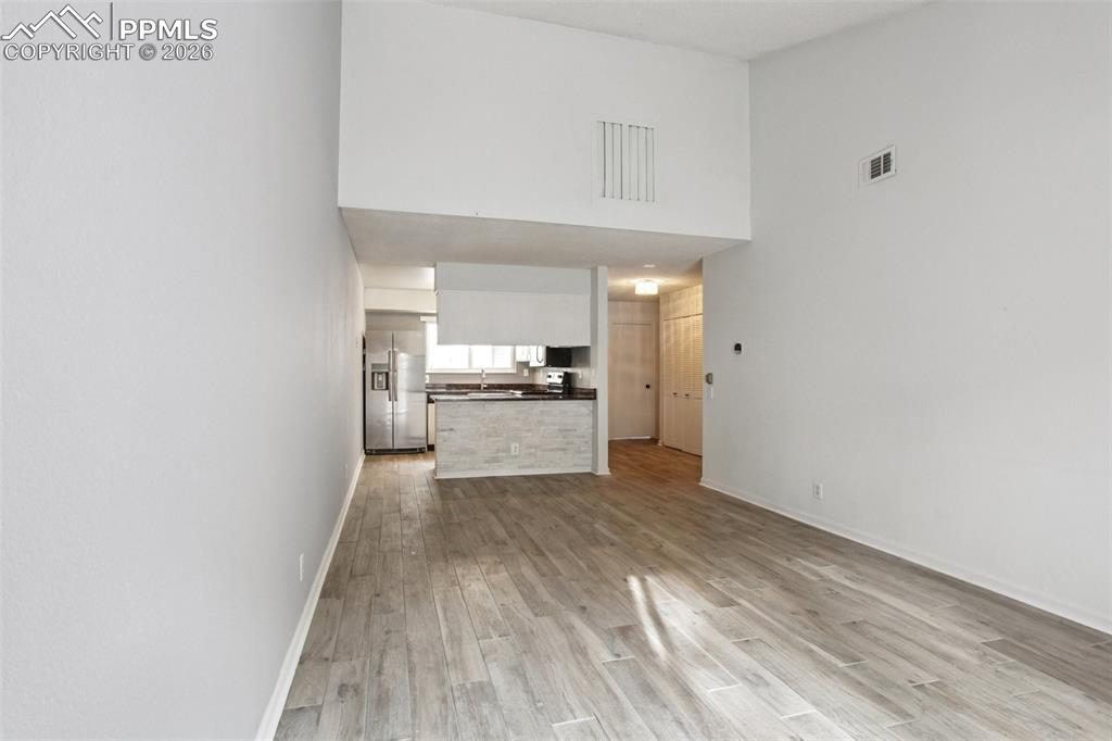 Image 11 of 27: Living Room