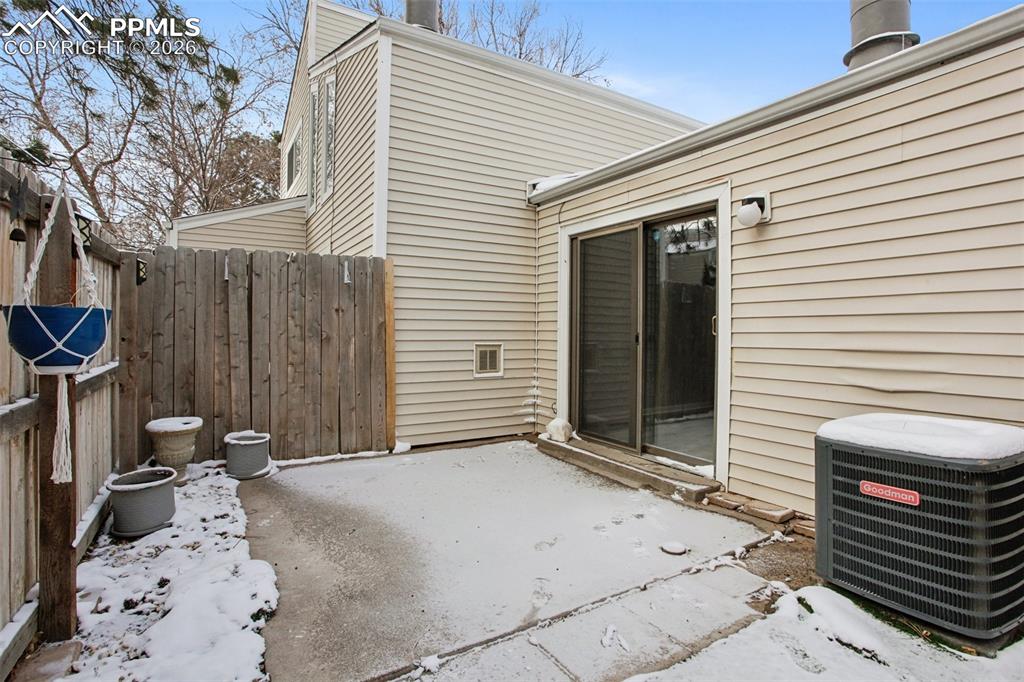 Image 22 of 27: Patio