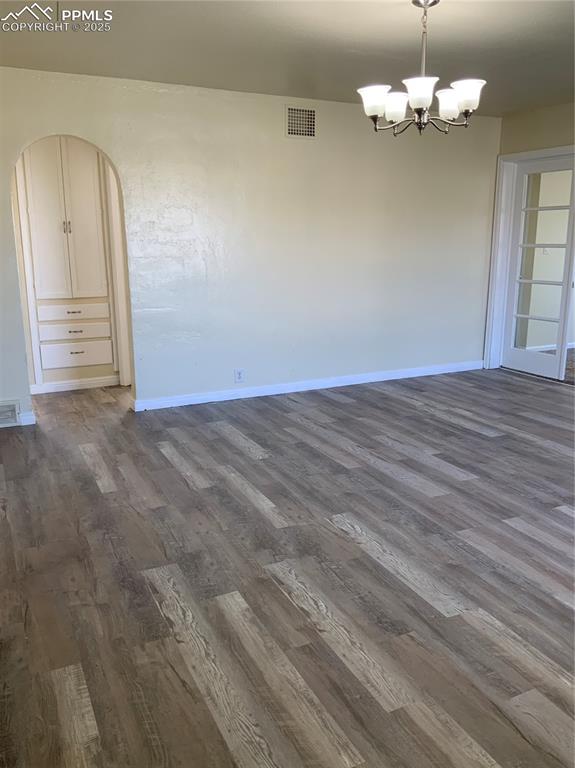 Image 9 of 39: Living Room