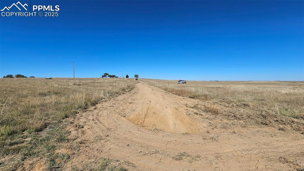 Image 27 of 27: Entry