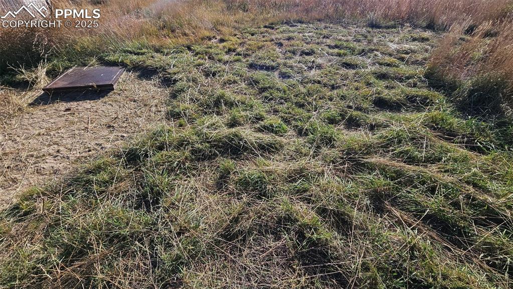 Image 7 of 27: Well pit