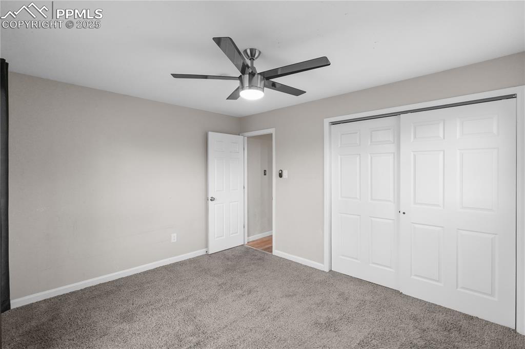 Image 23 of 38: Bedroom