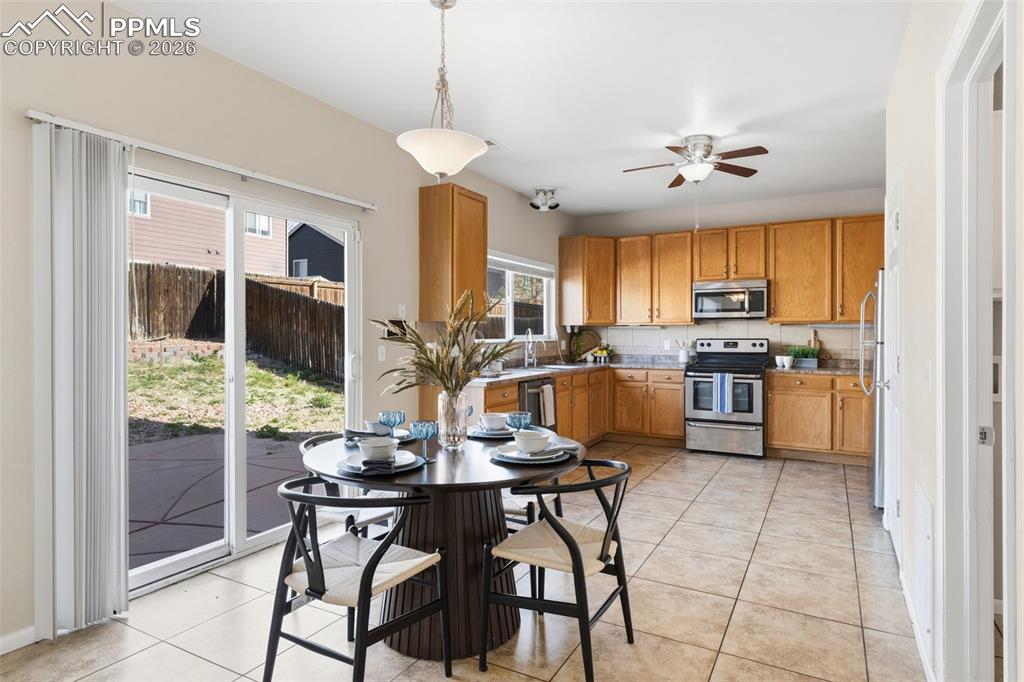 Image 3 of 16: Kitchen