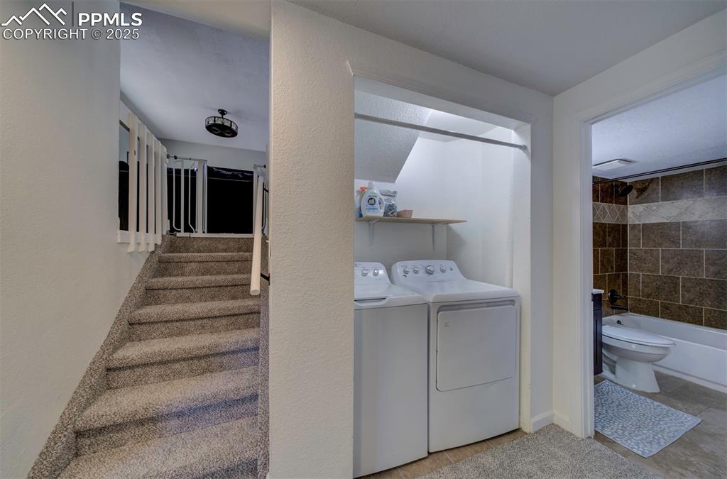 Image 27 of 34: Laundry