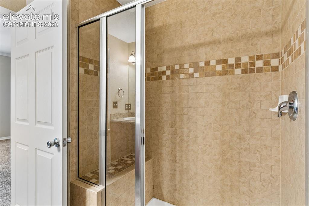 Image 21 of 31: Master Bathroom