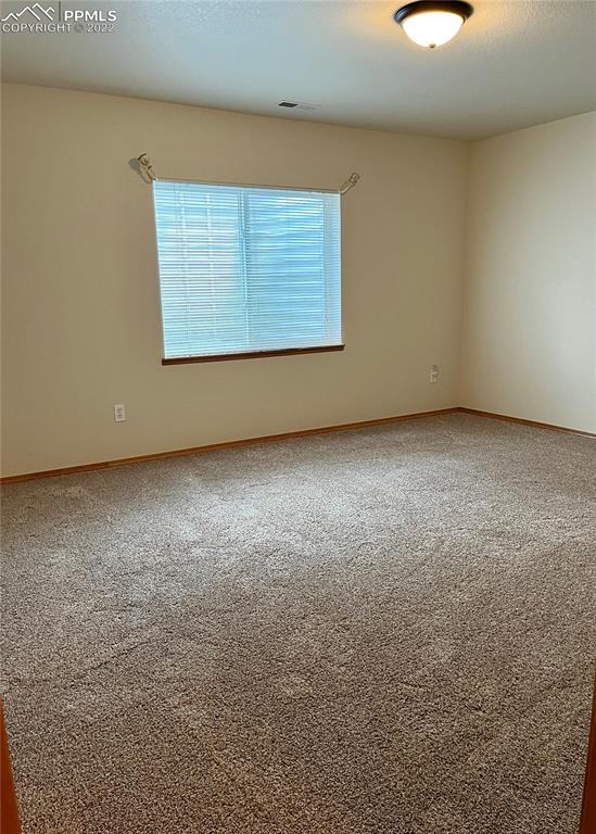 Listing 6348517, Image 21 of 32
