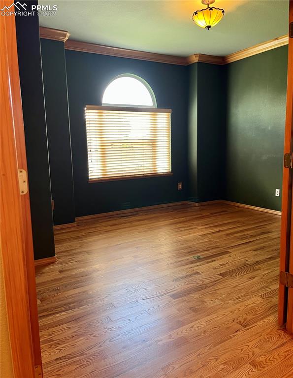 Listing 6348517, Image 4 of 32