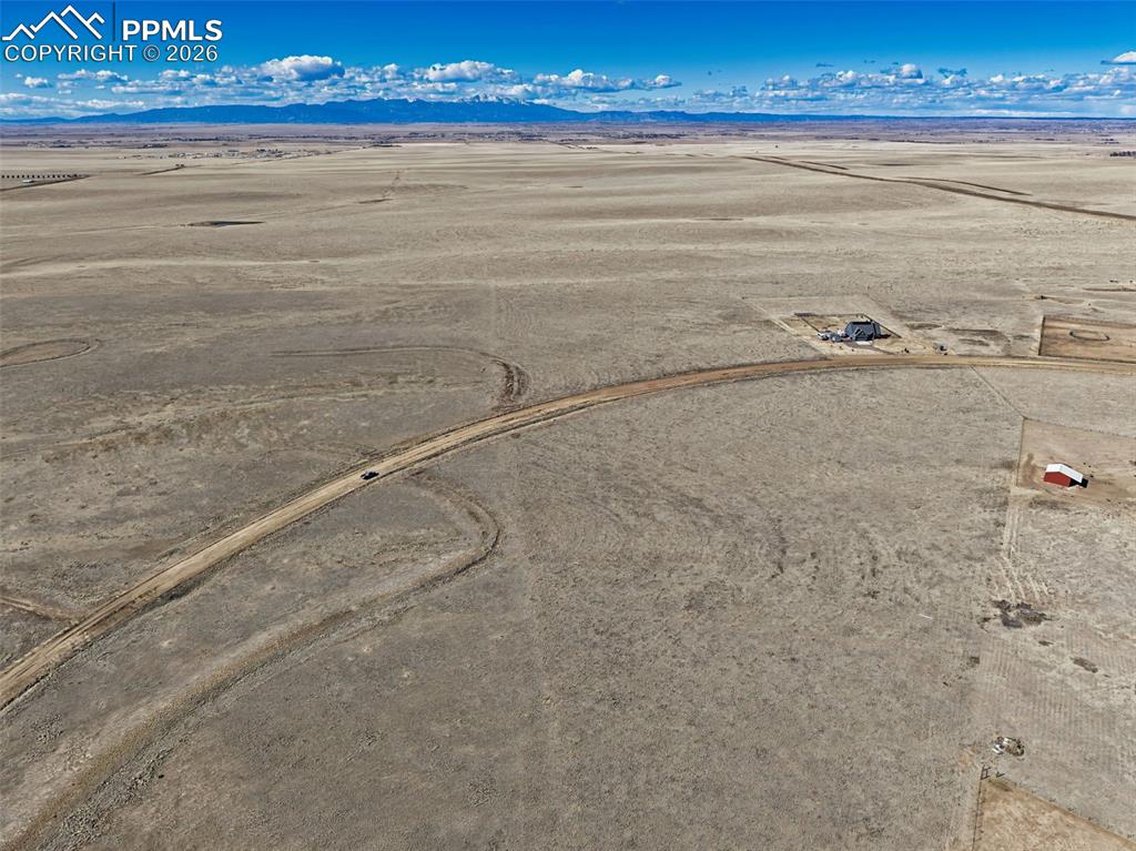 Image 4 of 11: Aerial Landscape View
Elevated perspective showcasing the expansive terrai