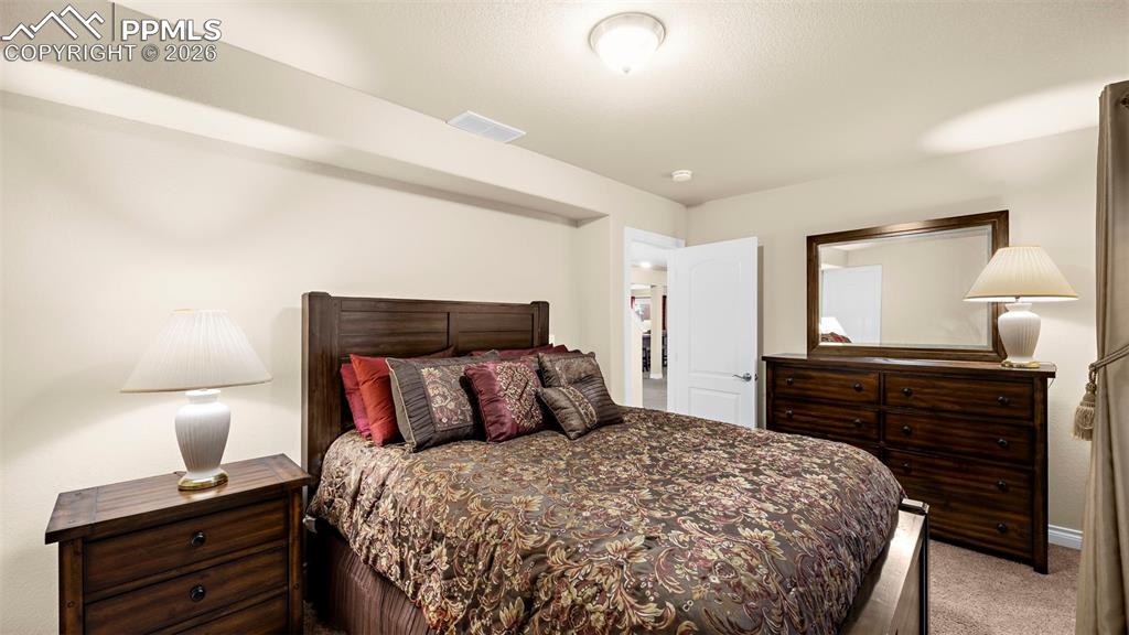 Image 31 of 40: Bedroom