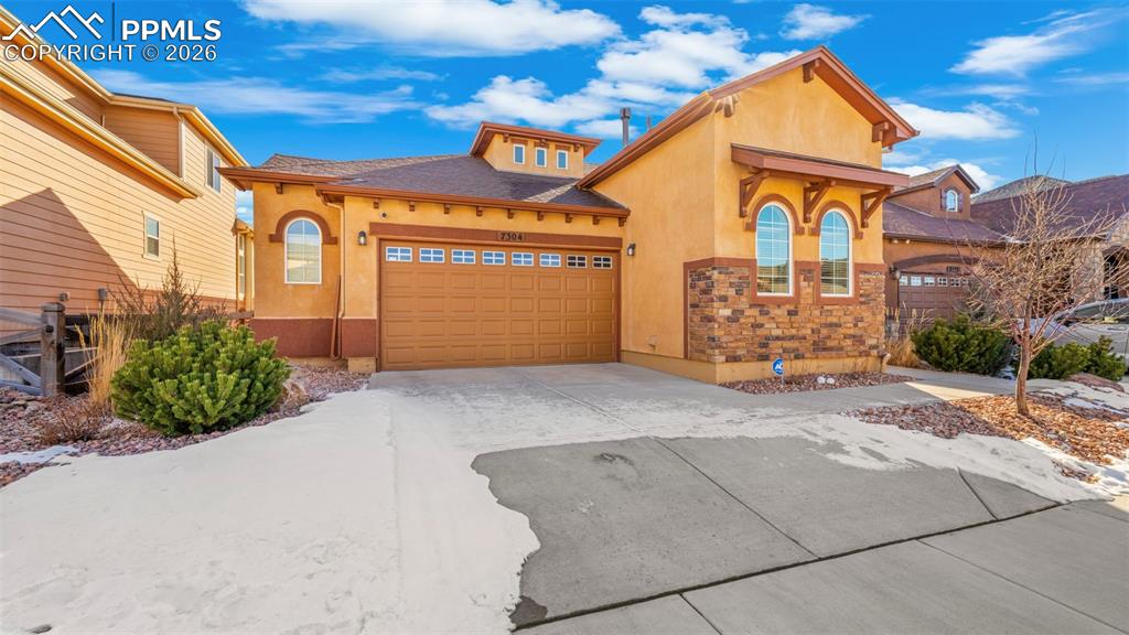 Image 39 of 40: Front of Structure