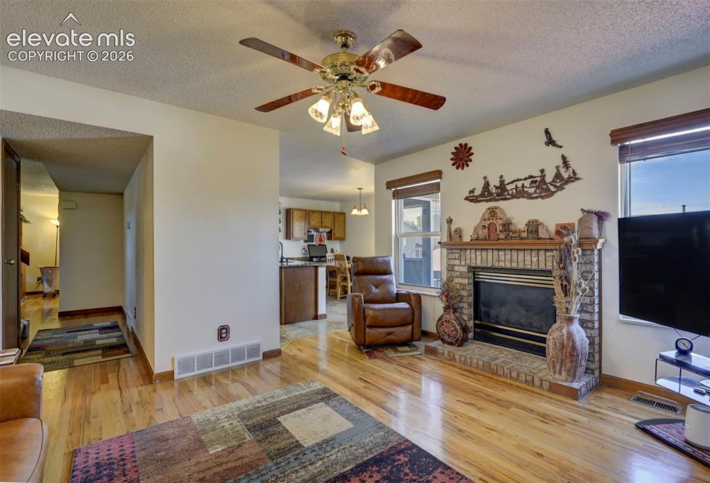 Image 17 of 50: Family Room