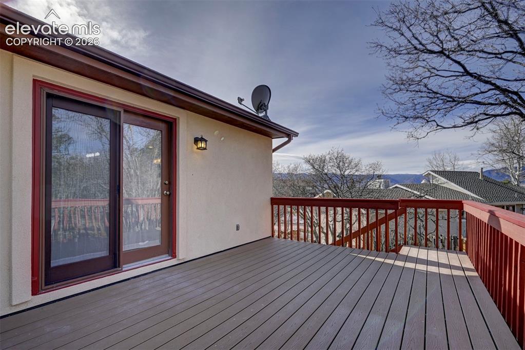 Image 44 of 47: Deck