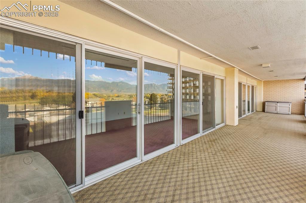 Image 23 of 41: Cocktails on the balcony?