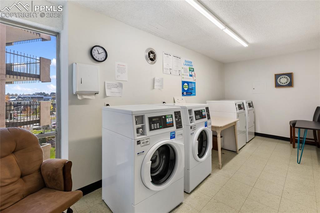 Image 37 of 41: Laundry down the hall