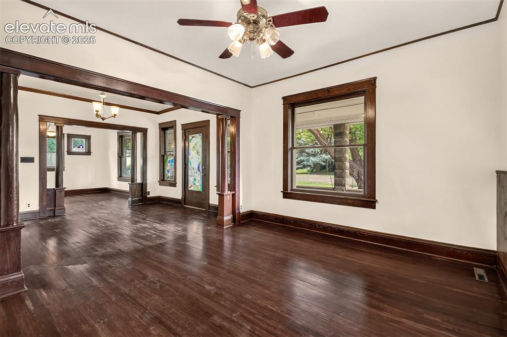 Image 10 of 45: Family Room