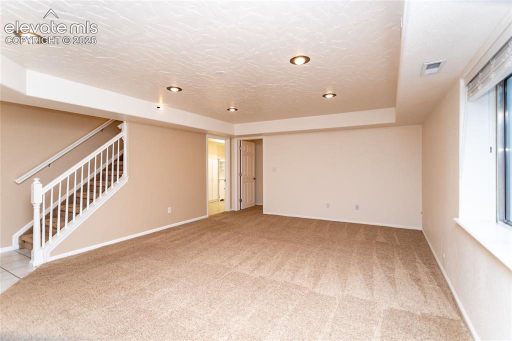 Image 11 of 49: Family Room