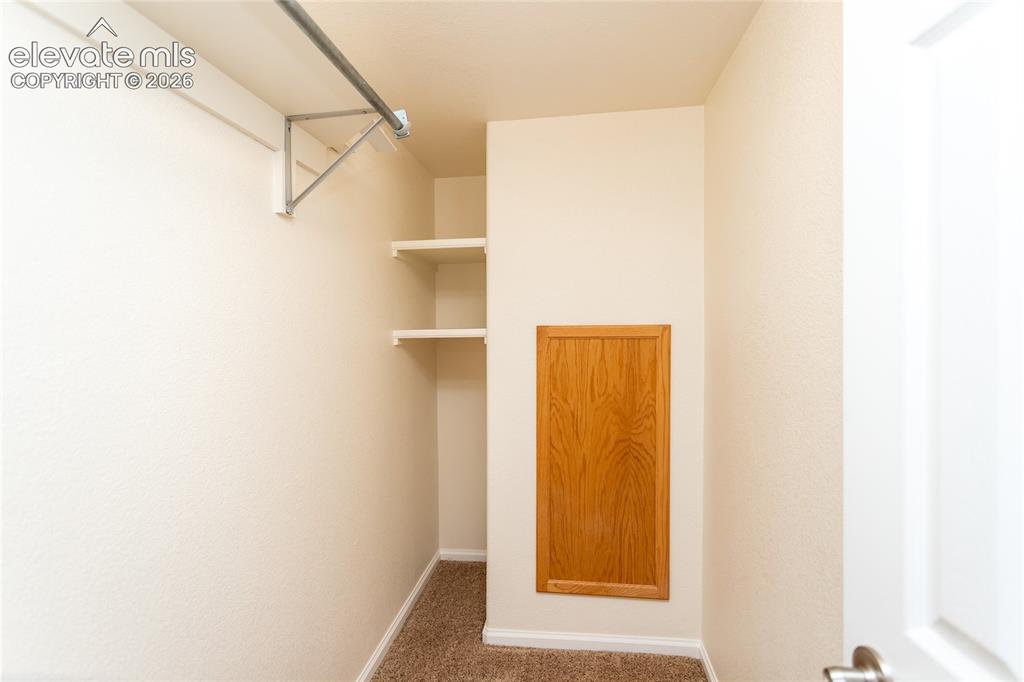 Image 20 of 49: Closet