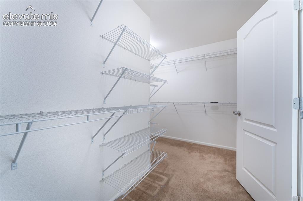 Image 23 of 41: Closet
