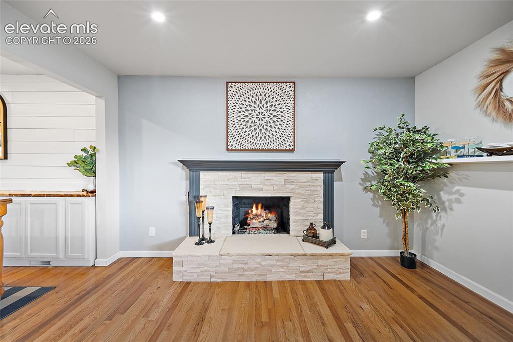 Image 6 of 36: Living Room