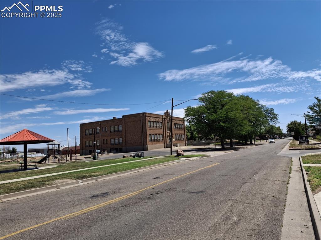 Image 19 of 26: Community