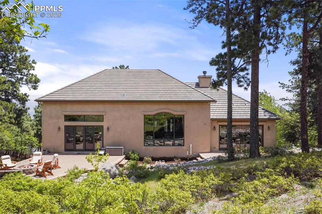 Image 44 of 50: Back of Structure